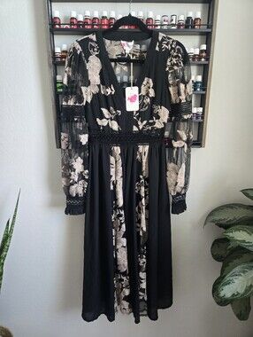 Black Floral Long Sleeve V-Neck Midi Dress Size Small